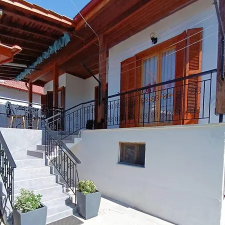 τα πλατάνια Holiday home