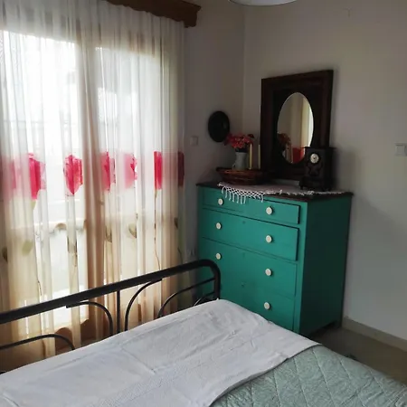 Holiday home τα πλατάνια