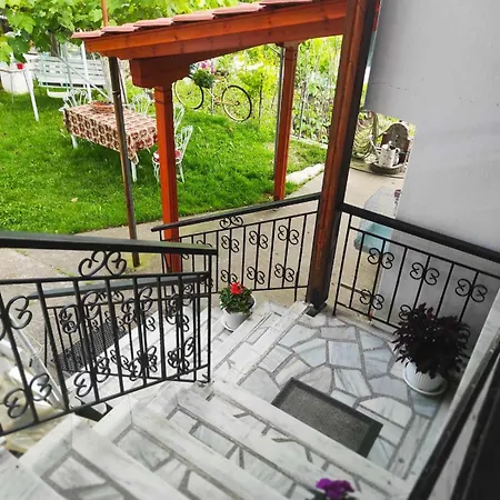 τα πλατάνια Holiday home